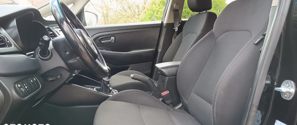 Kia Carens cena 44999 przebieg: 105241, rok produkcji 2017 z Kraków małe 596
